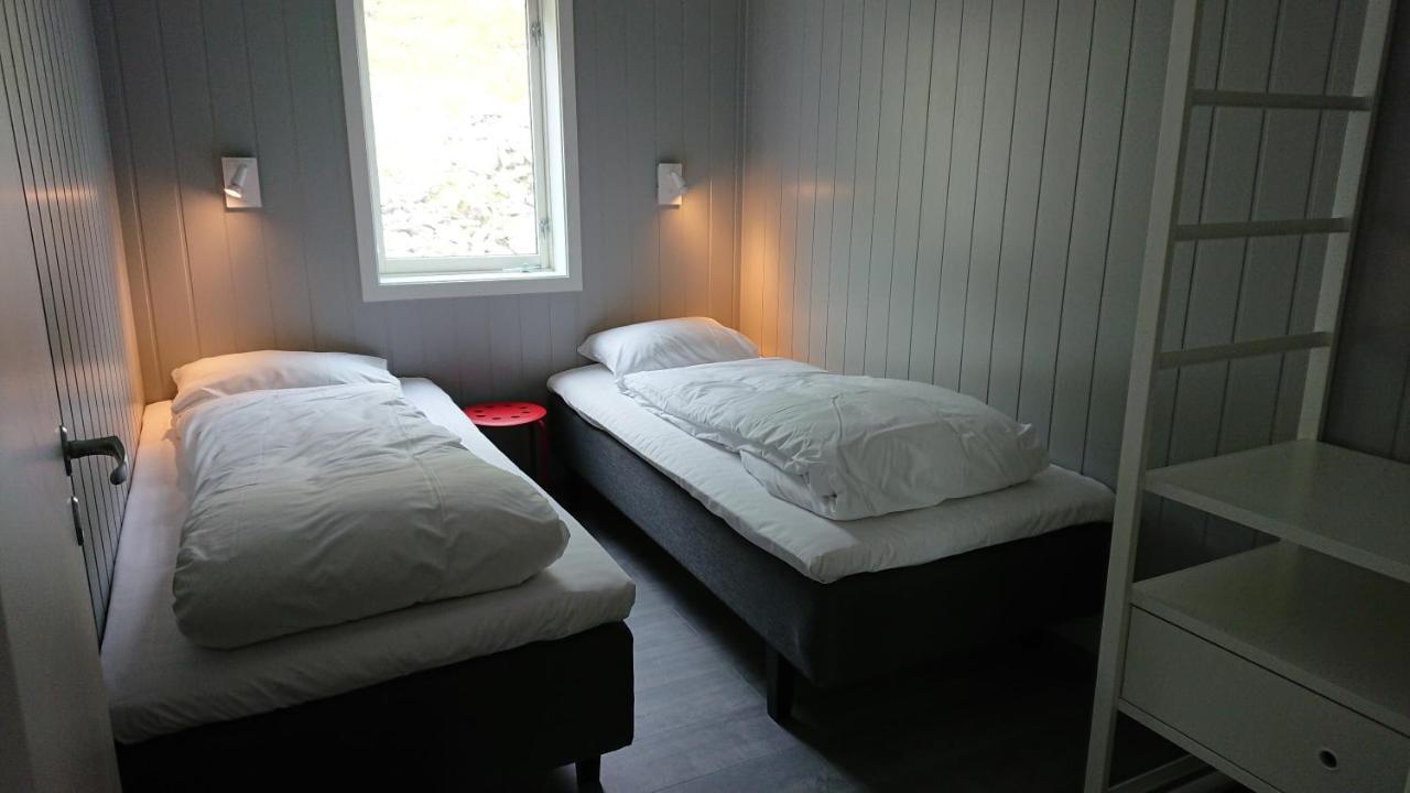 Lofothytter Lodge *
